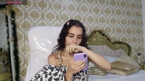 jessb_ online show from 01/06/26, 06:33