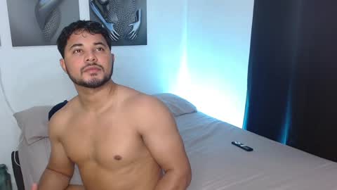 Hello we are Jesse and Dante. online show from 01/11/25, 04:38