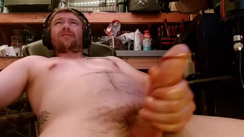 Snapshot of jesse_cash chatting on 01/15/25, 06:08 cummin0Nyou online show from 01/15/25, 06:08