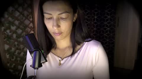 Jessica Gomez online show from 04/16/26, 03:51