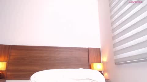 I AM JESSI online show from 12/24/24, 06:50