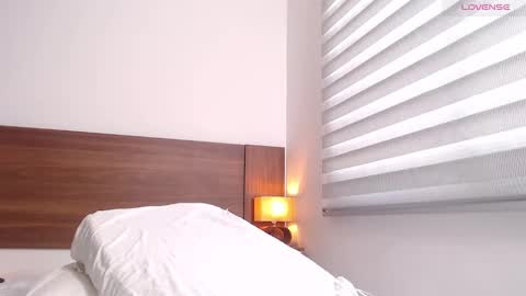 I AM JESSI online show from 12/27/24, 07:03