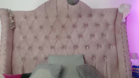 Jessica  online show from 03/12/26, 08:37