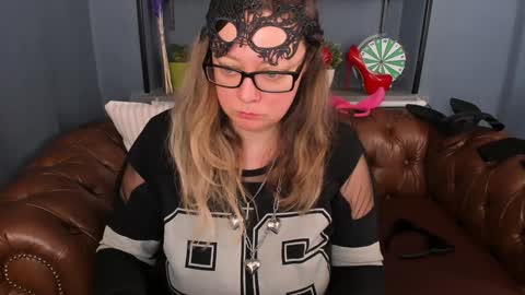 Jessica online show from 01/27/25, 11:22