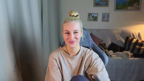 Jessy online show from 12/04/24, 06:17