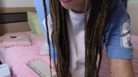 Jessy online show from 12/20/25, 04:08