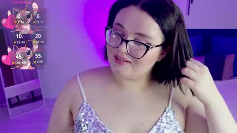 Natalia online show from 02/01/25, 12:18