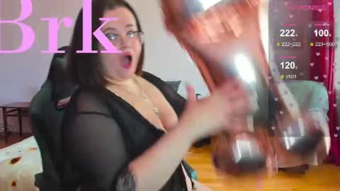 Natalia online show from 07/17/26, 07:04