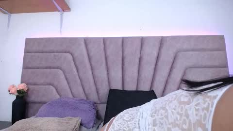 Jessica Kraft online show from 10/12/25, 01:15