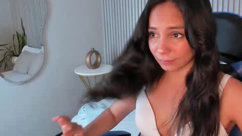 jessica_taylor_22 online show from 03/27/26, 08:19