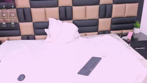 Jessica online show from 12/13/25, 07:53