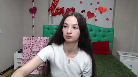 JessicaBreez online show from 07/12/26, 05:09