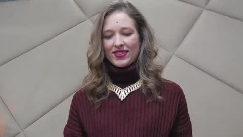 Snapshot of jessicagibson chatting on 01/14/25, 02:32 Jessica online show from 01/14/25, 02:32