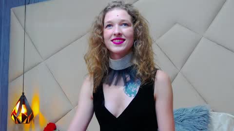 Snapshot of jessicagibson chatting on 02/01/25, 04:22 Jessica online show from 02/01/25, 04:22