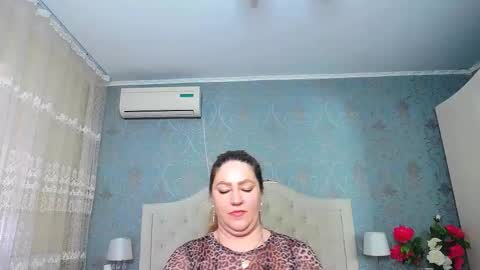 single mommy online show from 02/13/26, 11:50