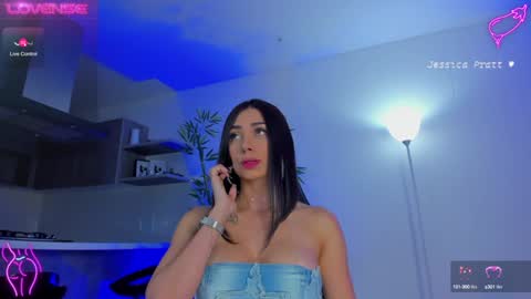 Snapshot of jessicapratt chatting on 12/29/24, 11:29 Jessica Pratt IG jessicaxpratt online show from 12/29/24, 11:29