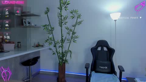 Snapshot of jessicapratt chatting on 01/25/25, 09:35 Jessica Pratt IG jessicaxpratt online show from 01/25/25, 09:35