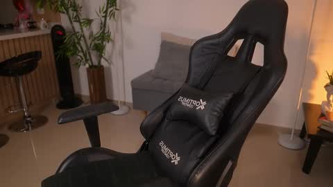  Jessica Pratt  IG jessicaxpratt online show from 03/18/26, 08:01