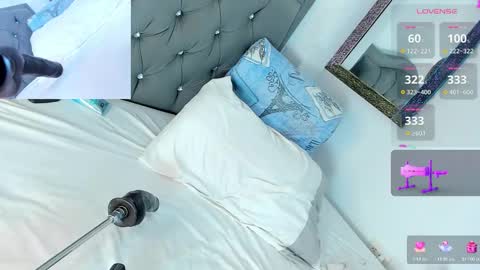 Snapshot of jessicarabbit199 chatting on 02/25/26, 10:30 jessica online show from 02/25/26, 10:30