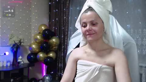 Jess online show from 09/13/25, 09:47