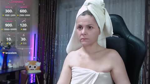 Jess online show from 10/23/25, 01:38