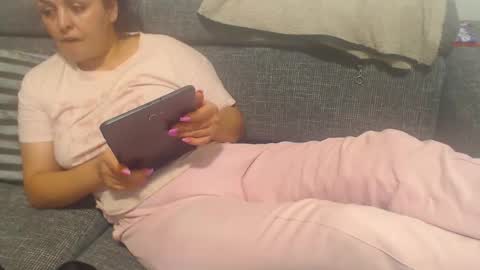 Snapshot of jessiestar3 chatting on 02/18/25, 06:04 jessiestar3 online show from 02/18/25, 06:04