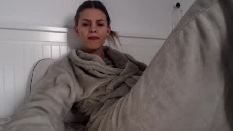 jessieryan online show from 01/21/25, 06:00