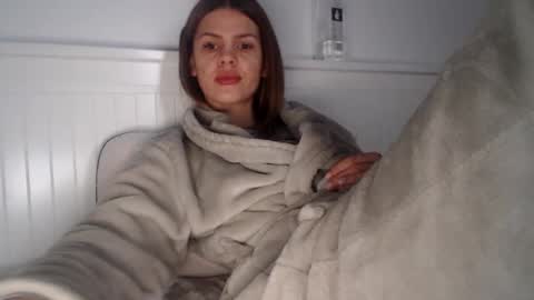 jessieryan online show from 01/30/25, 06:03