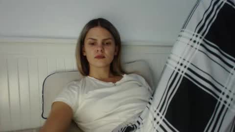 jessieryan online show from 10/02/25, 04:25