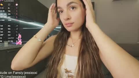 Snapshot of jessiexxi chatting on 05/24/26, 02:05 Jessie TG channel online show from 05/24/26, 02:05