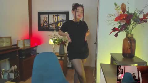 jessiica_beltran online show from 12/20/25, 01:23
