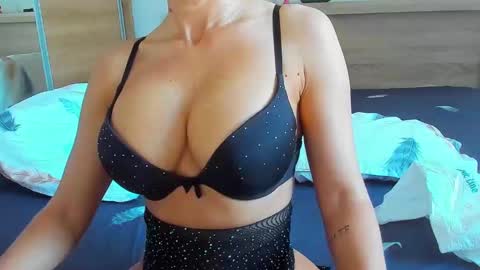 Snapshot of jesssicajesss chatting on 01/16/25, 08:33 jesssica online show from 01/16/25, 08:33