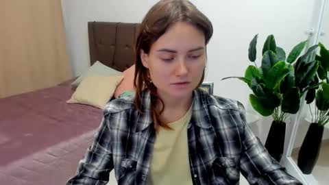 Polina online show from 12/05/25, 10:13