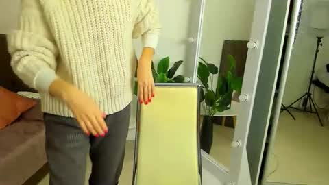 Polina online show from 12/20/25, 09:27