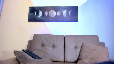 Jessy Mateus online show from 12/24/24, 12:33