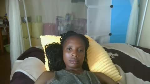 Snapshot of jessybabie chatting on 11/16/25, 05:51 jessybabie online show from 11/16/25, 05:51