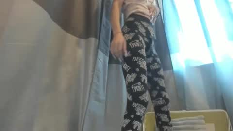 Jessy online show from 10/25/25, 06:10