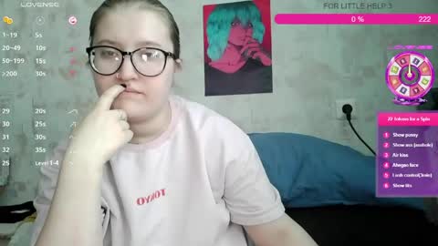 Bye everyone i cant see any reason to stay here wish u luck online show from 04/14/26, 06:19