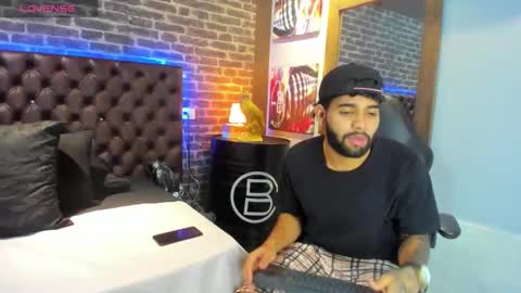 --- Jesus --- online show from 11/21/25, 02:38