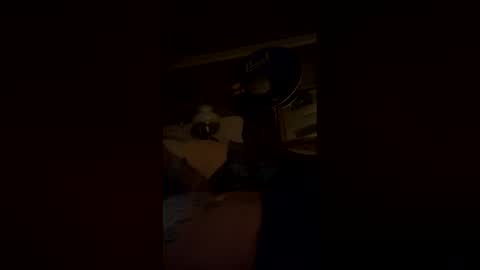 jetjon762844 online show from 04/17/26, 06:38