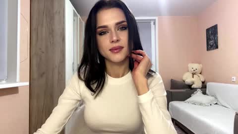 Lea online show from 11/13/25, 03:11