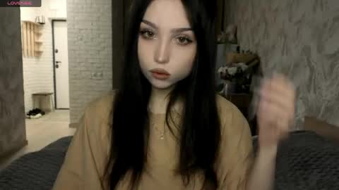 I am Gina ntmu Lets hit 10 Thumbs Up together online show from 05/22/26, 03:13