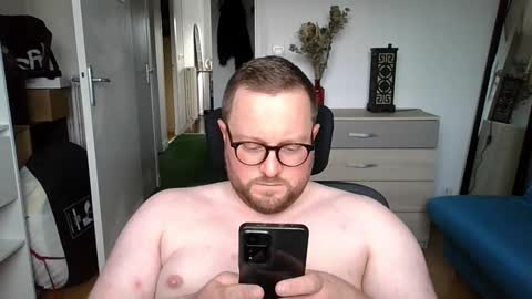 jeuneloup92 online show from 10/24/25, 03:19