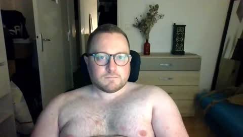 jeuneloup92 online show from 01/15/26, 05:27