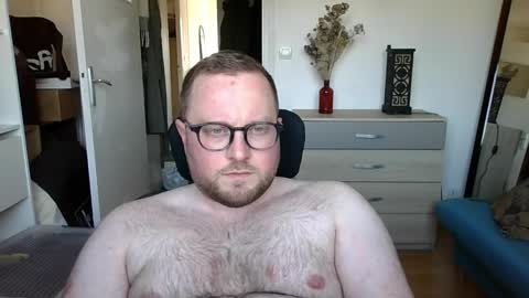 jeuneloup92 online show from 03/19/26, 04:44