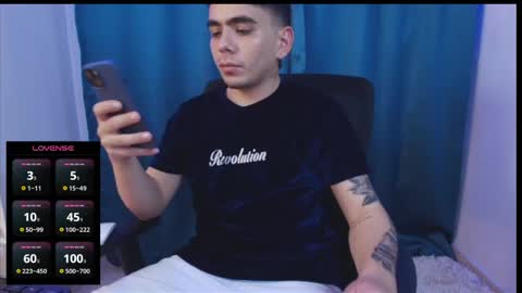 Snapshot of jey_keler chatting on 05/19/26, 02:18 jey keler online show from 05/19/26, 02:18