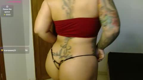 Snapshot of jey_love1 chatting on 11/17/25, 04:46 jey online show from 11/17/25, 04:46