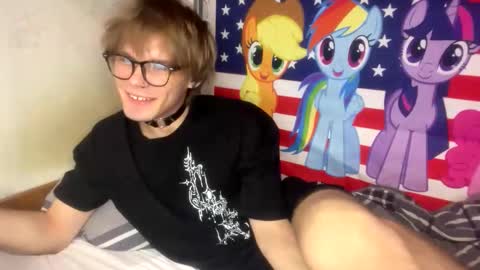 Snapshot of jeycob_ice chatting on 03/03/26, 05:41 jeycob ice online show from 03/03/26, 05:41