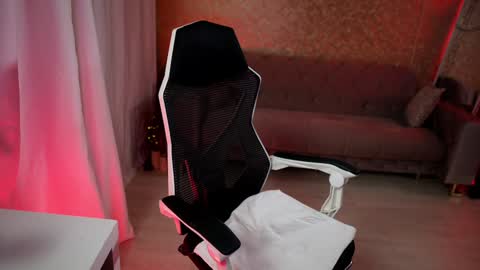 Jeyssy also Andra  online show from 02/02/25, 05:10