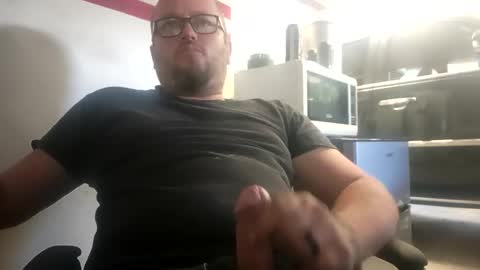 jg1002 online show from 10/21/25, 09:04